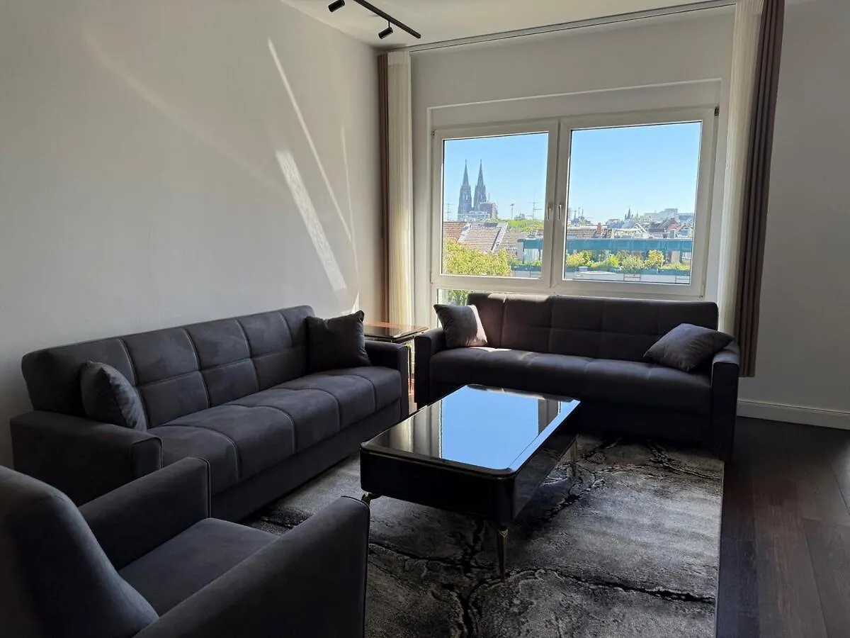 Premium Loft Xxl ケルン